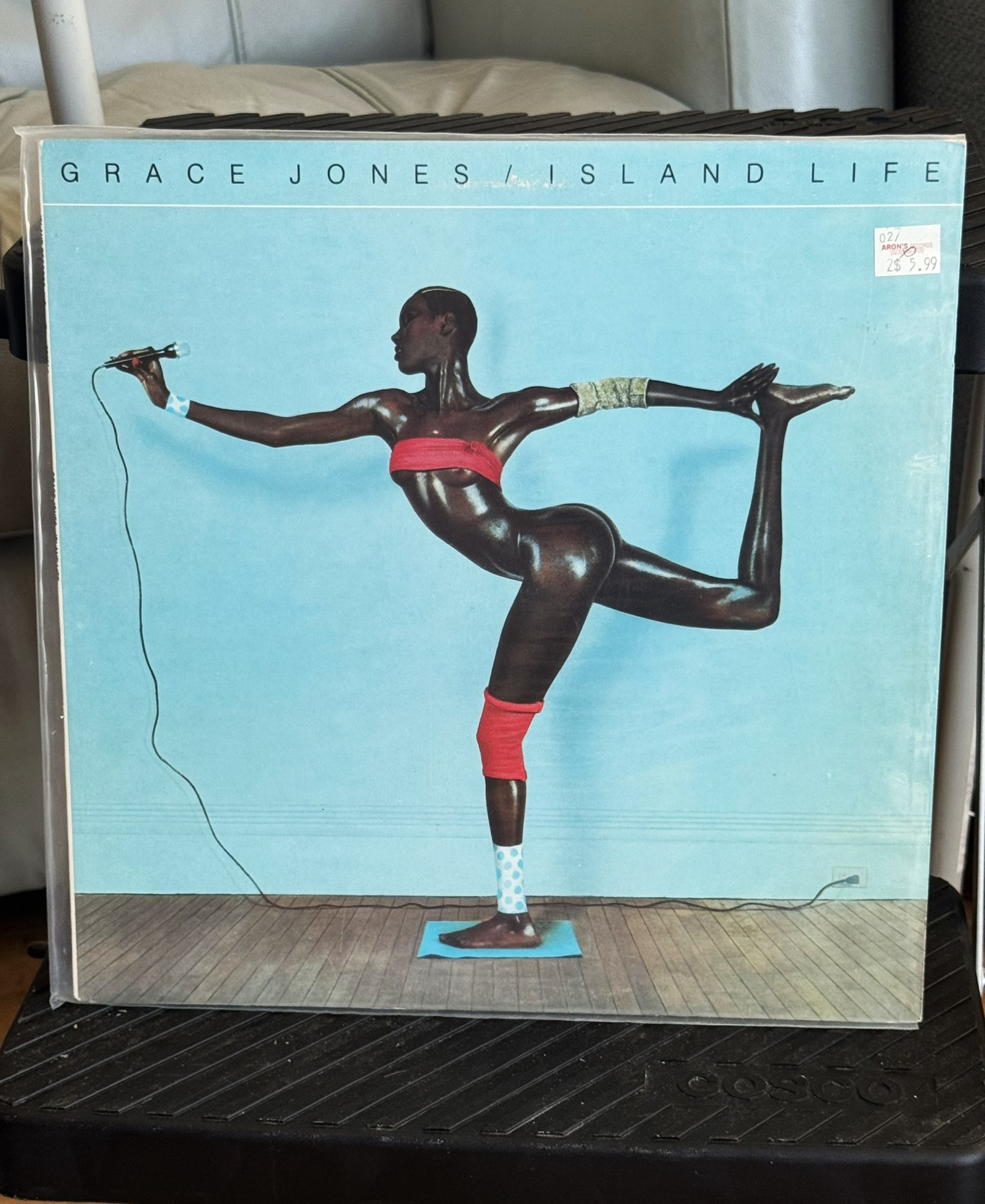 Grace Jones - Island Life